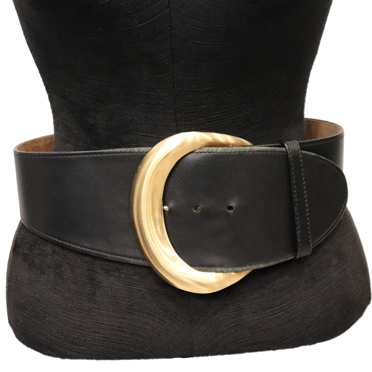 Donna Karan Black Leather Belt W/ Gold tone Buckle – The 