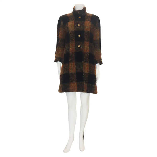 CHANEL HAUTE COUTURE 1960s Black and Multicolored Plaid Boucle Coat
