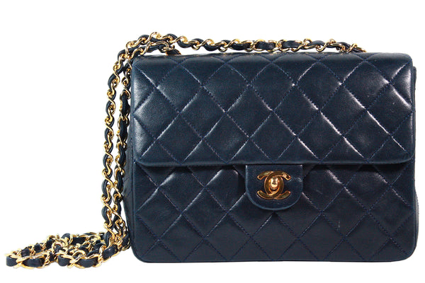 CHANEL 1990s Navy Leather Quilted Crossbody Bag – The Paper Bag Princess  Vintage