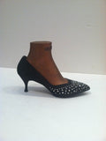LA ROSE Vintage Black Silk Pointed Toe Heels with Gorgeous Rhinestone Detail Size 8 1/2